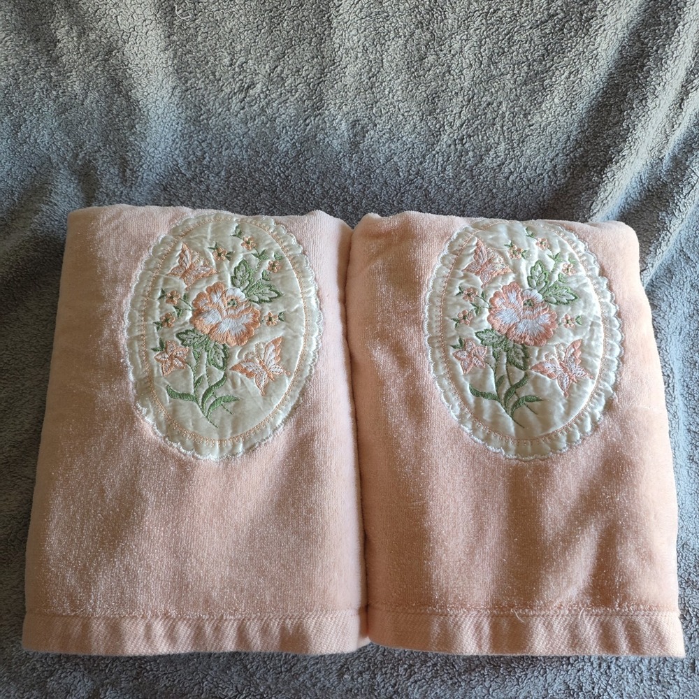 Vintage Martex Pink Plush Towels Embroidered Quilted Accent 48x25.5" Roses